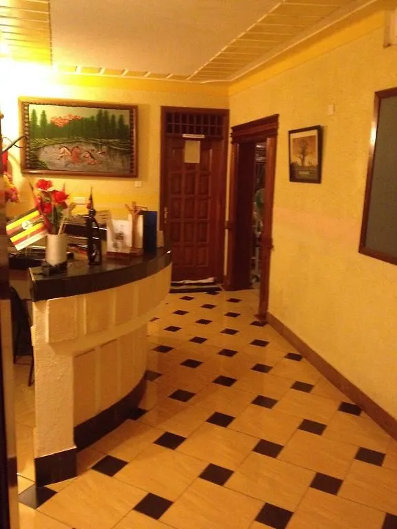 Konukevi J Residence Motel Entebbe