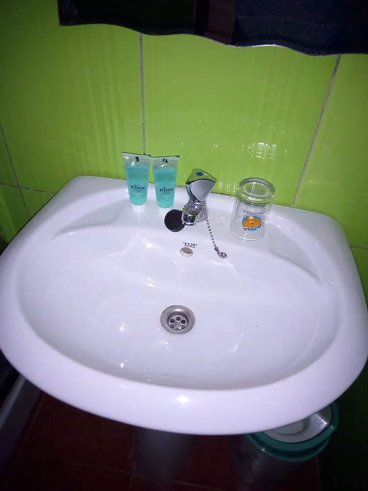 J Residence Motel Entebbe