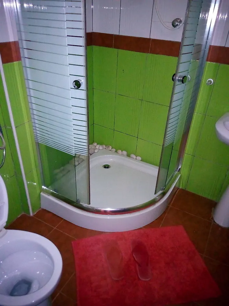 Konukevi J Residence Motel Entebbe