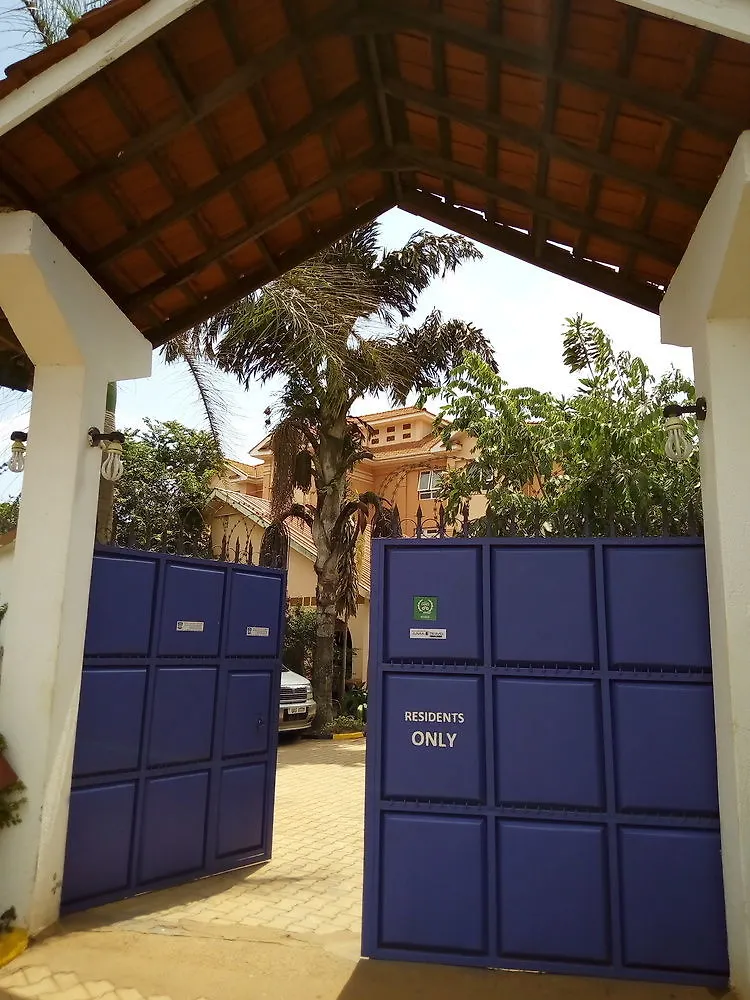 Konukevi J Residence Motel Entebbe